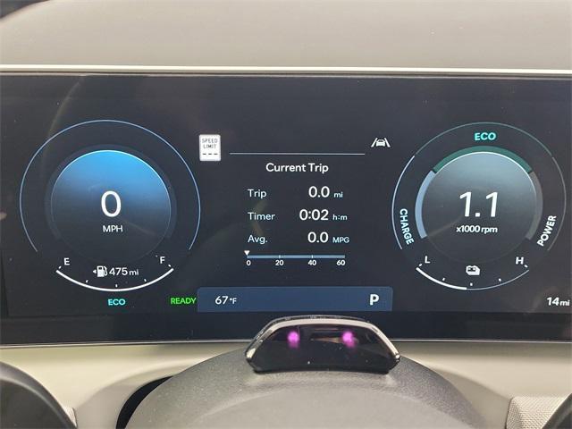 new 2025 Hyundai TUCSON Hybrid car, priced at $40,900