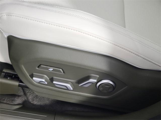 new 2025 Hyundai SANTA FE HEV car