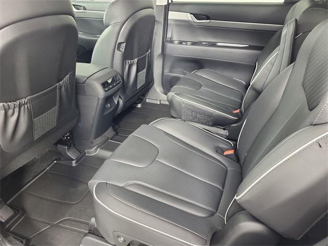 new 2025 Hyundai Palisade car, priced at $37,928