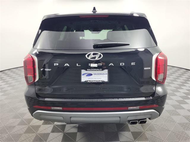 new 2025 Hyundai Palisade car, priced at $37,928