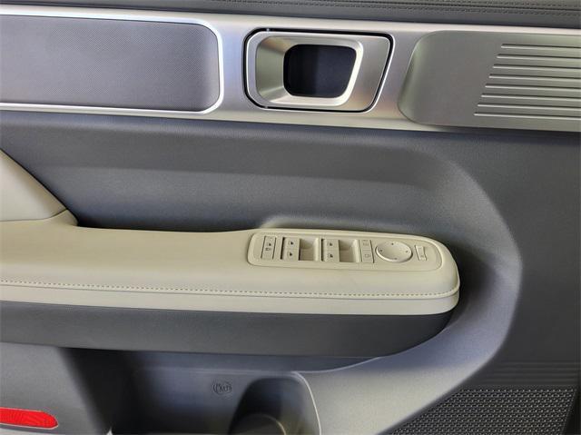 new 2025 Hyundai Santa Fe car, priced at $36,104