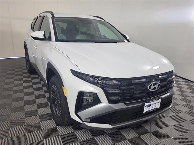 new 2025 Hyundai TUCSON Hybrid car, priced at $34,743