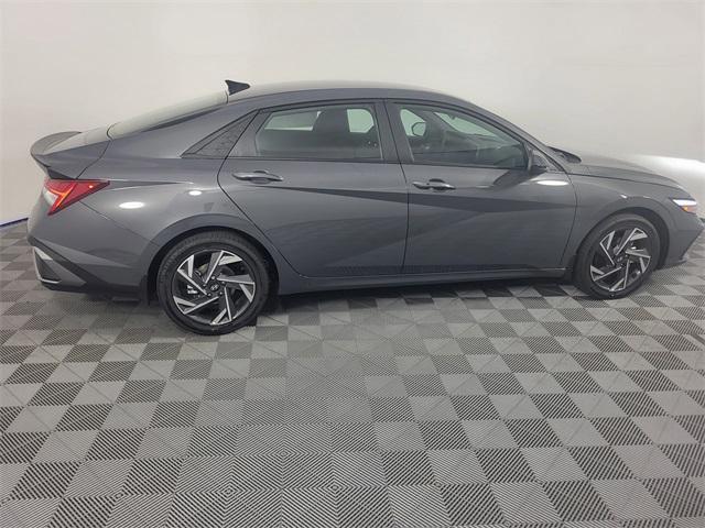 new 2025 Hyundai ELANTRA HEV car, priced at $27,653