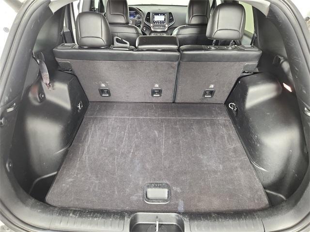 used 2023 Jeep Cherokee car, priced at $24,999