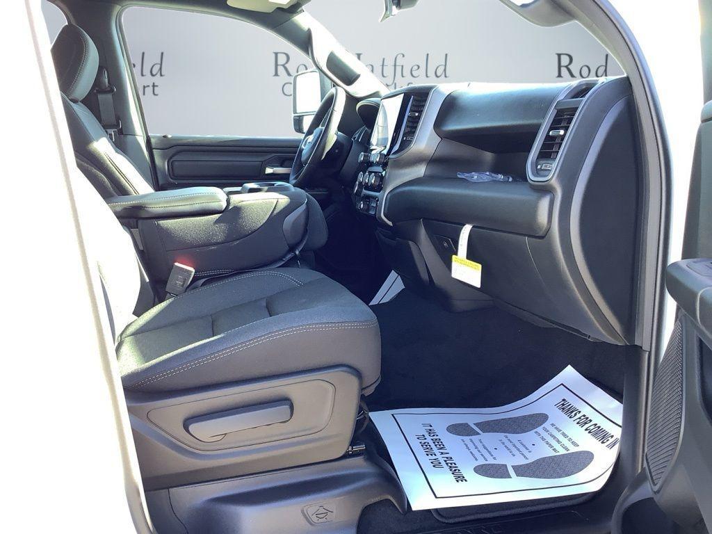 new 2025 Ram 1500 car, priced at $43,249