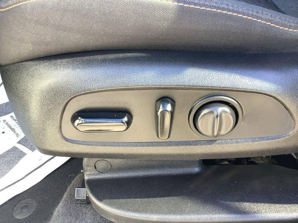 used 2021 Chevrolet Equinox car, priced at $15,980