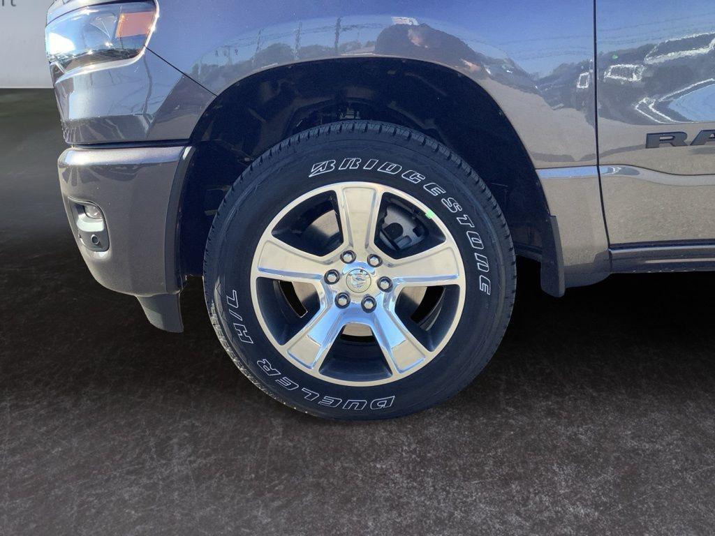 new 2025 Ram 1500 car, priced at $43,515