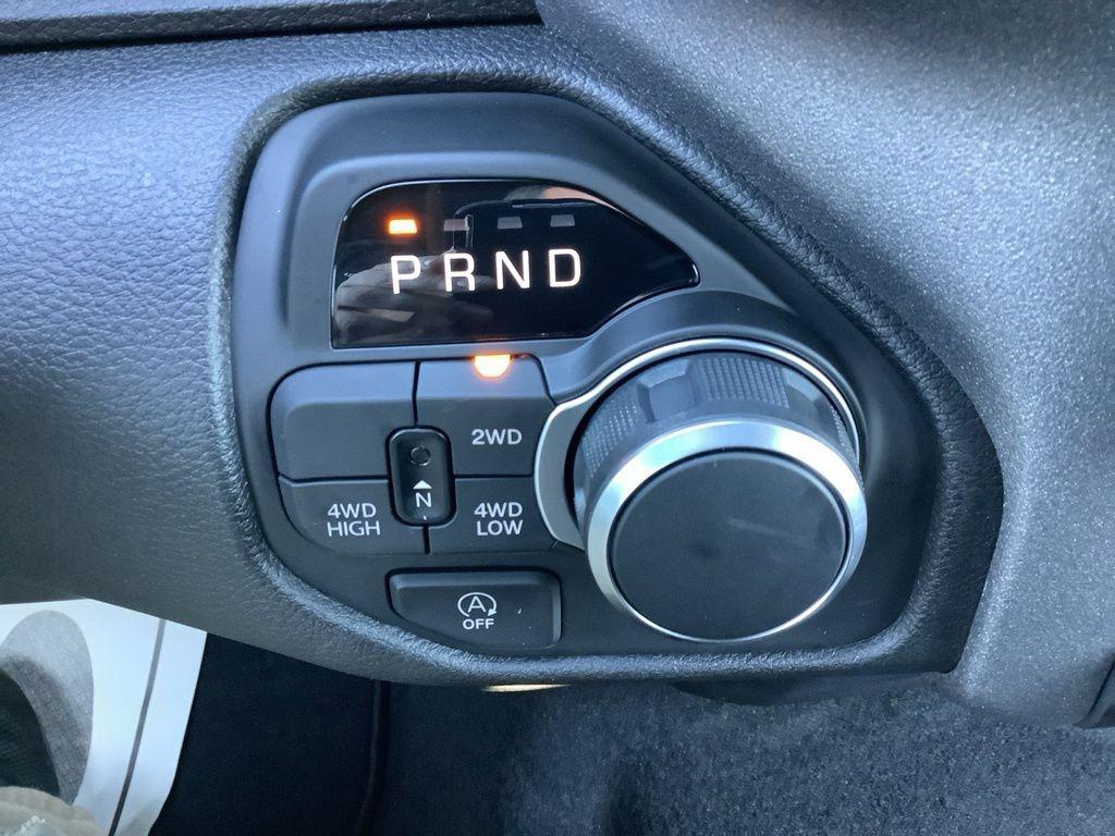 new 2025 Ram 1500 car, priced at $43,515