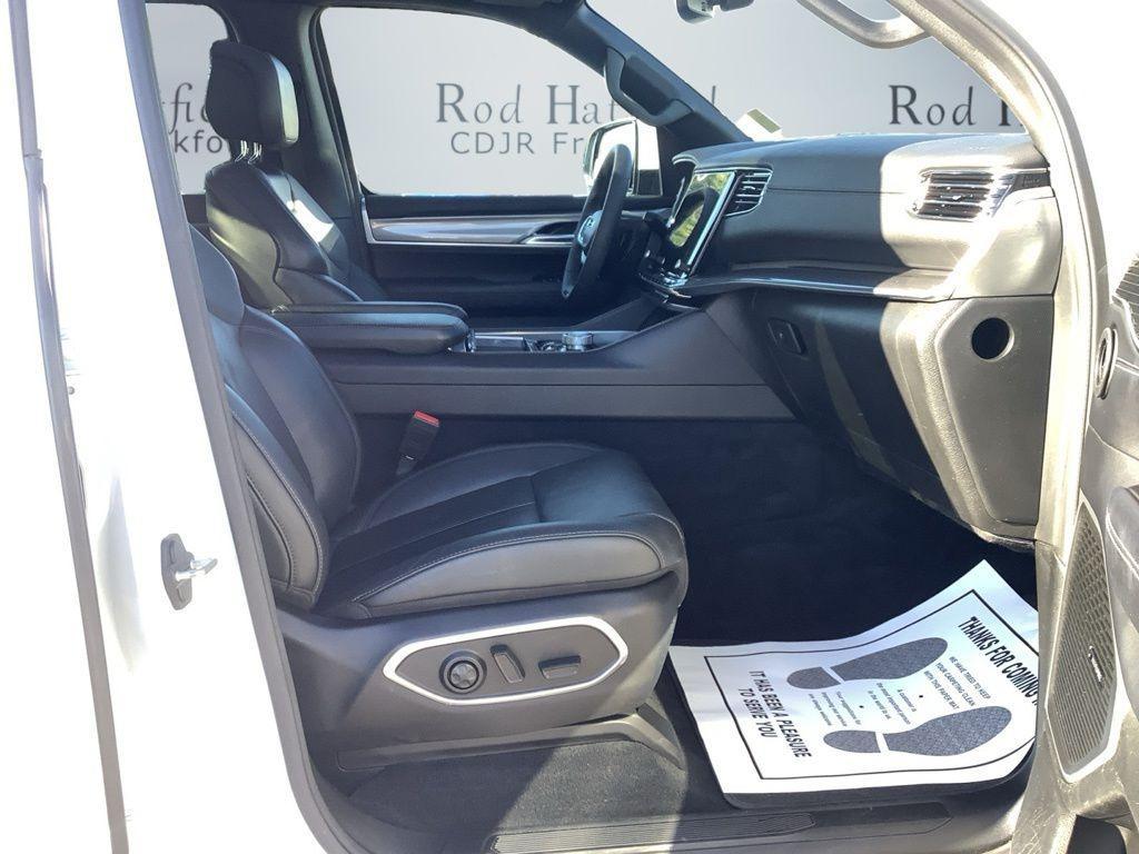 used 2022 Jeep Wagoneer car, priced at $41,494