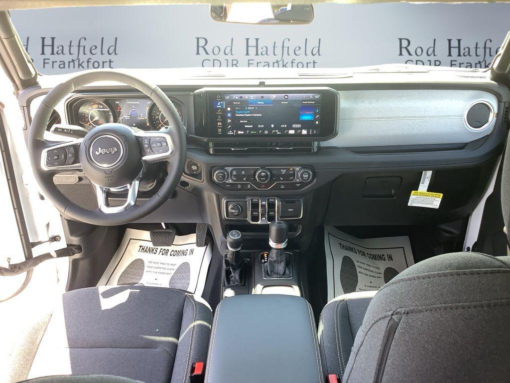 new 2025 Jeep Wrangler car, priced at $46,900