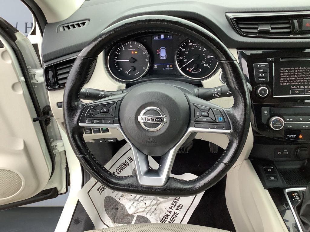 used 2022 Nissan Rogue Sport car, priced at $24,000