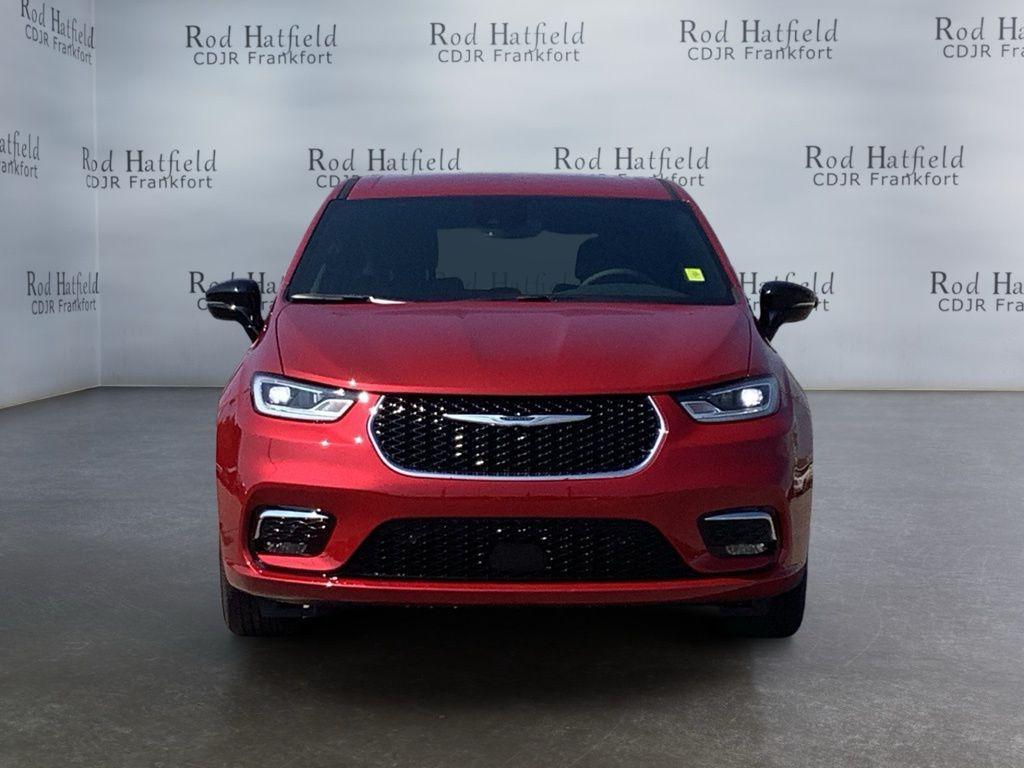 new 2026 Chrysler Pacifica car, priced at $41,250