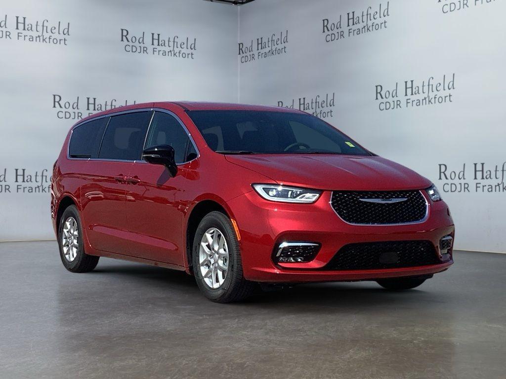 new 2026 Chrysler Pacifica car, priced at $41,250
