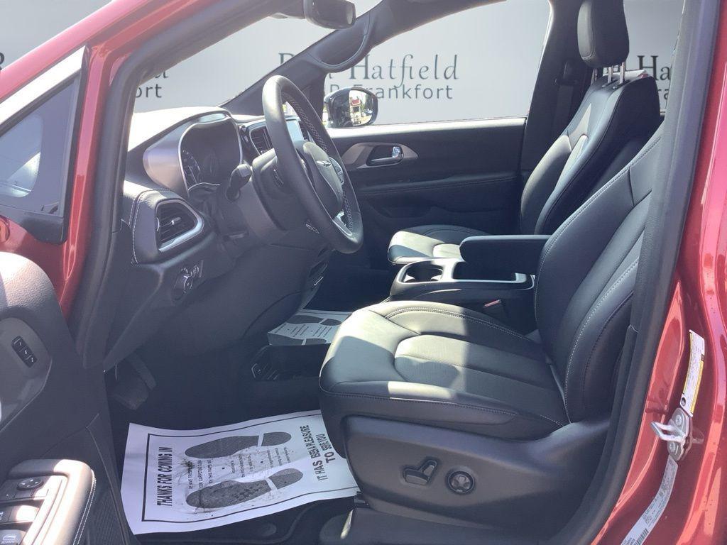 new 2026 Chrysler Pacifica car, priced at $41,250