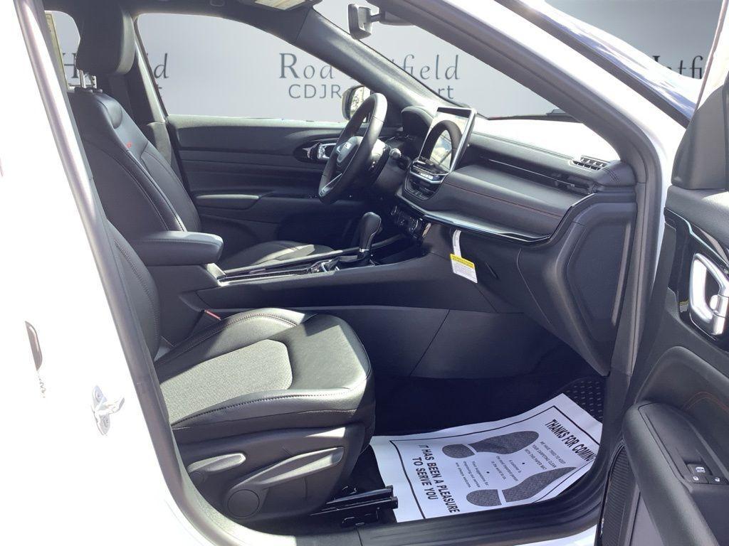 new 2026 Jeep Compass car, priced at $31,485