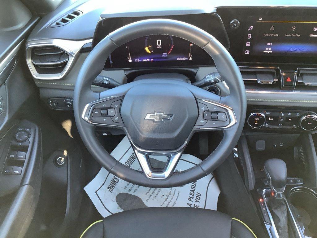 used 2025 Chevrolet TrailBlazer car, priced at $27,999