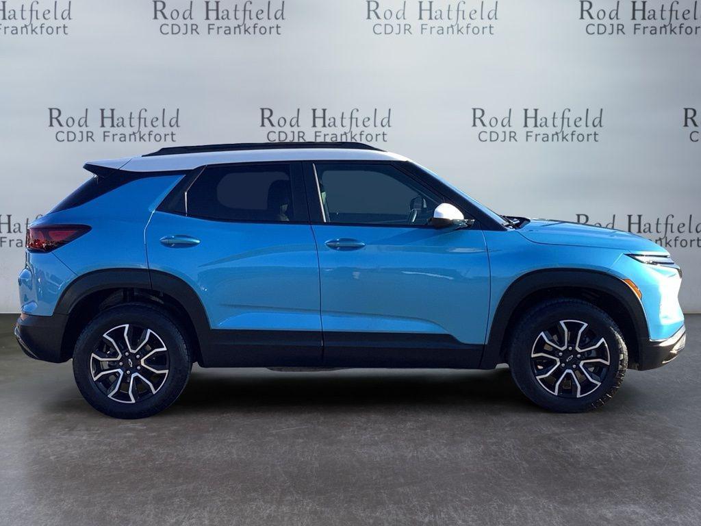 used 2025 Chevrolet TrailBlazer car, priced at $27,999