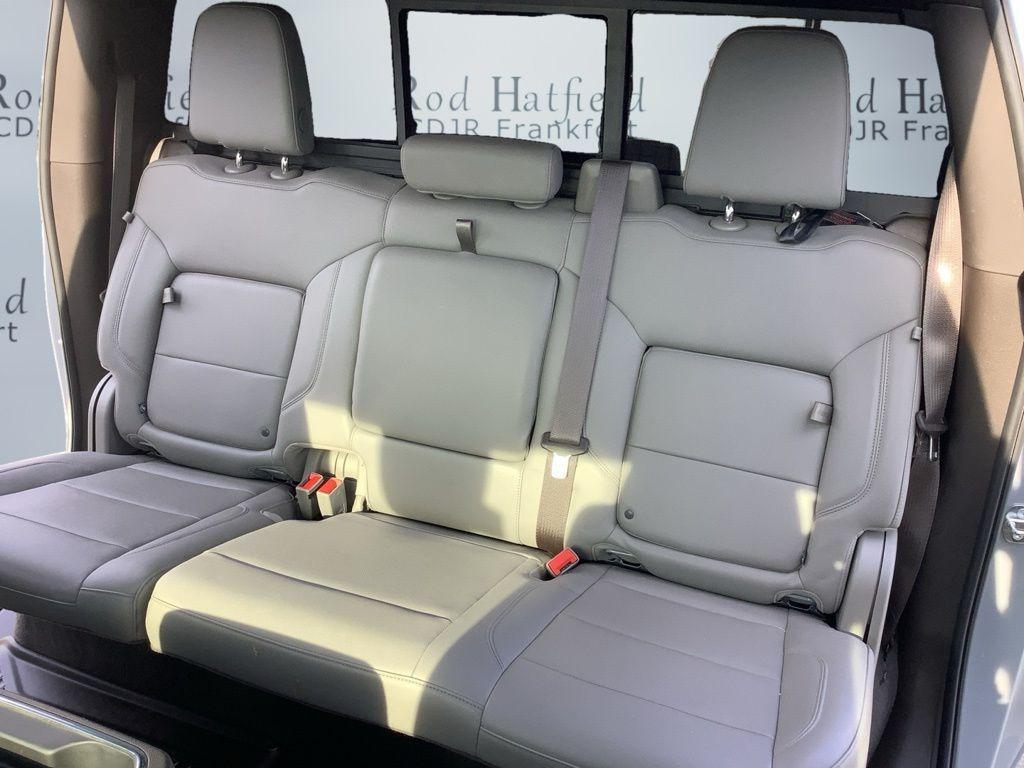 used 2024 Chevrolet Silverado 1500 car, priced at $46,942