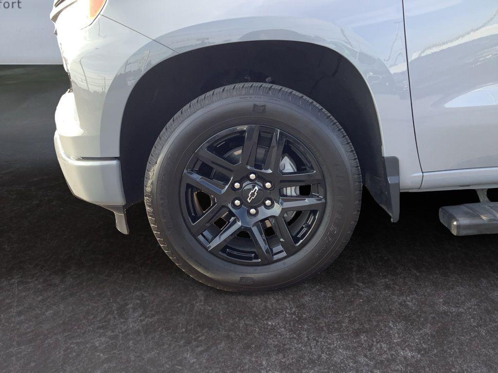 used 2024 Chevrolet Silverado 1500 car, priced at $46,942