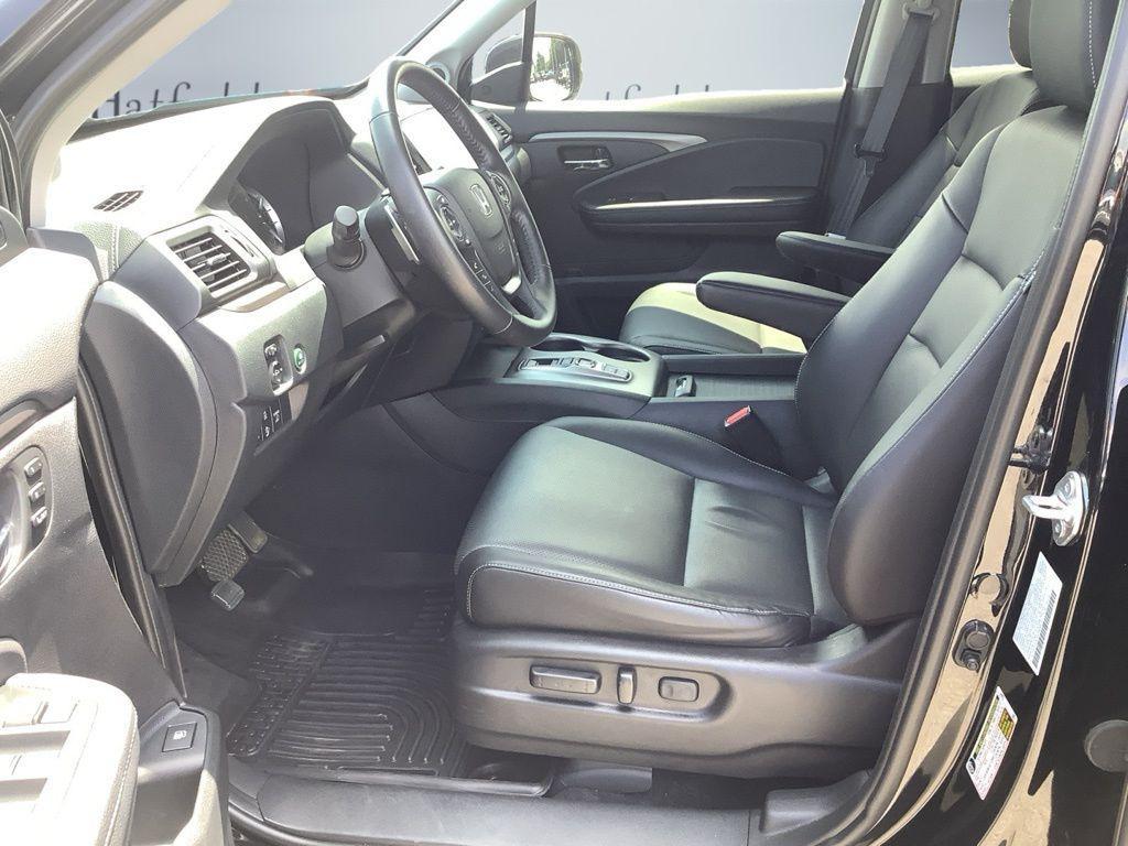 used 2023 Honda Ridgeline car, priced at $33,262