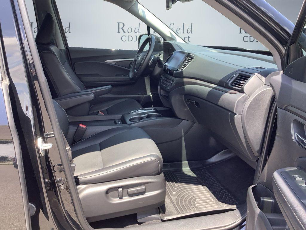 used 2023 Honda Ridgeline car, priced at $33,262