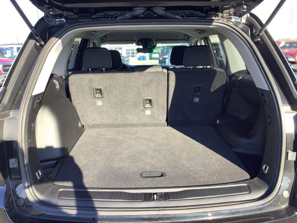 used 2024 Jeep Grand Cherokee car, priced at $31,846