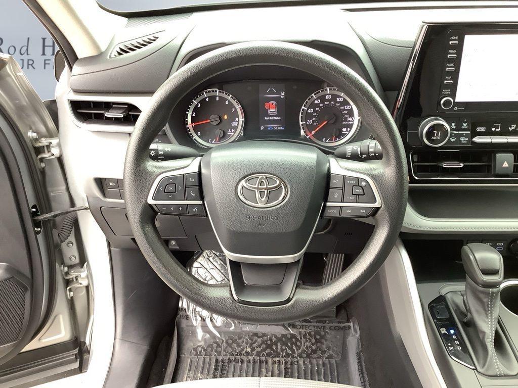 used 2022 Toyota Highlander car, priced at $28,000