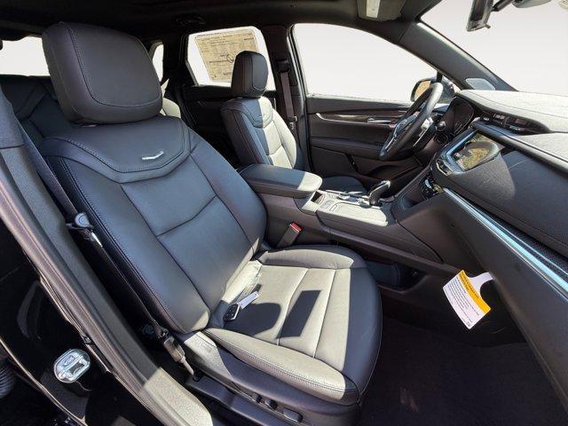 new 2025 Cadillac XT5 car, priced at $64,690