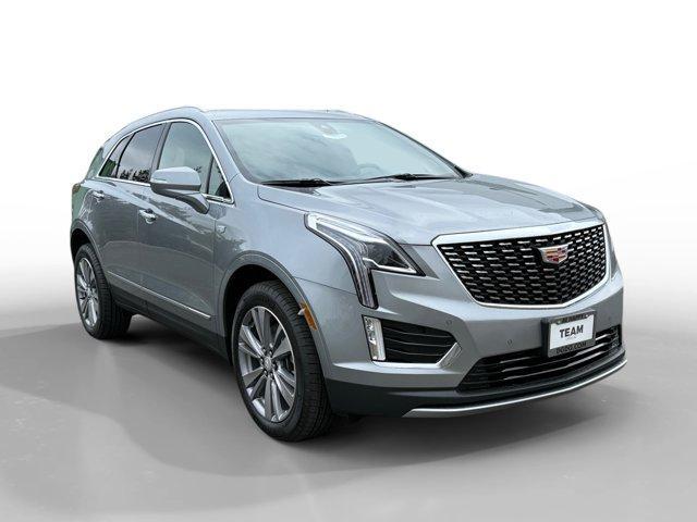 new 2025 Cadillac XT5 car, priced at $54,090