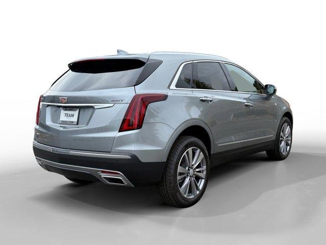 new 2025 Cadillac XT5 car, priced at $54,090