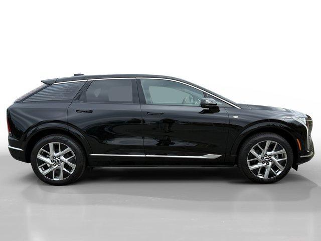 new 2025 Cadillac OPTIQ car, priced at $54,390