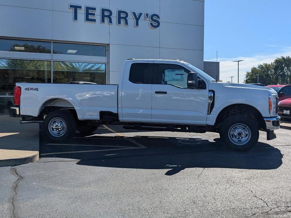 new 2024 Ford F-350 car, priced at $54,555