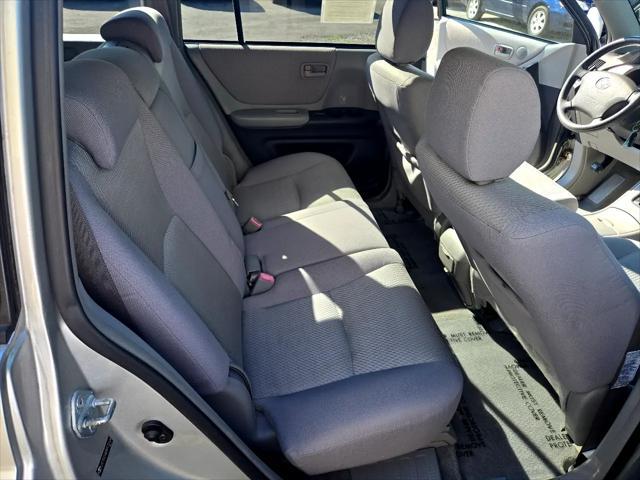 used 2005 Toyota Highlander car, priced at $6,995