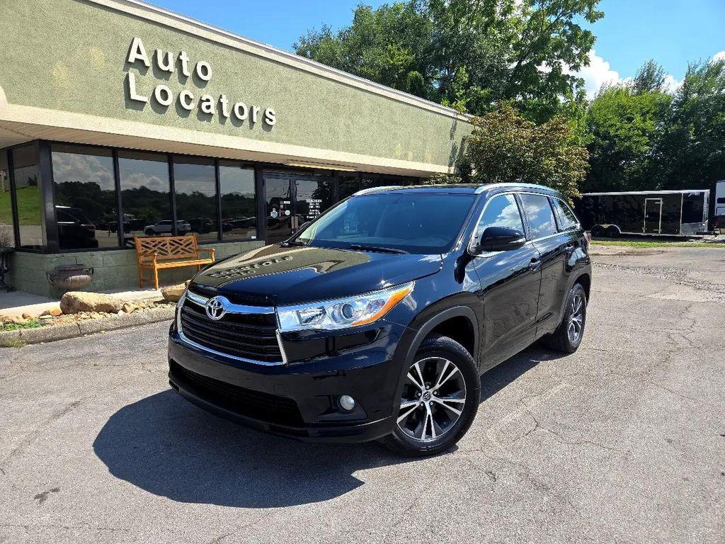 used 2016 Toyota Highlander car