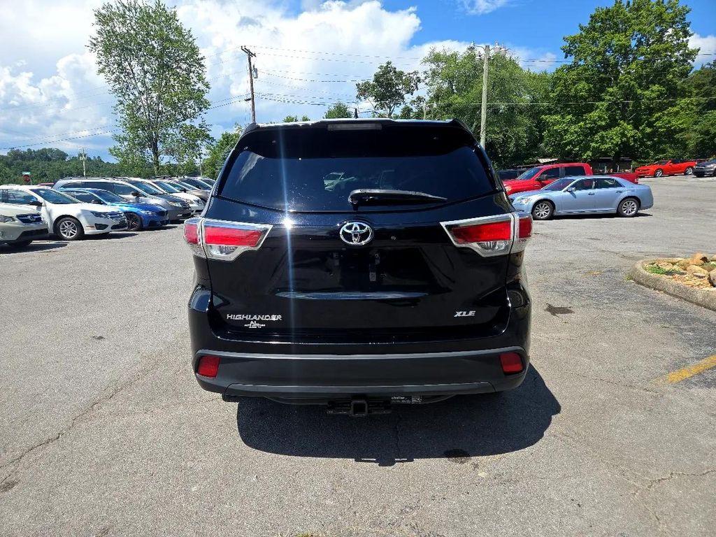 used 2016 Toyota Highlander car