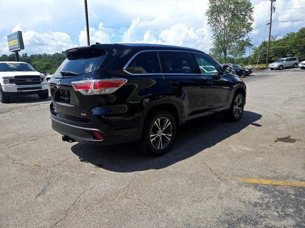 used 2016 Toyota Highlander car