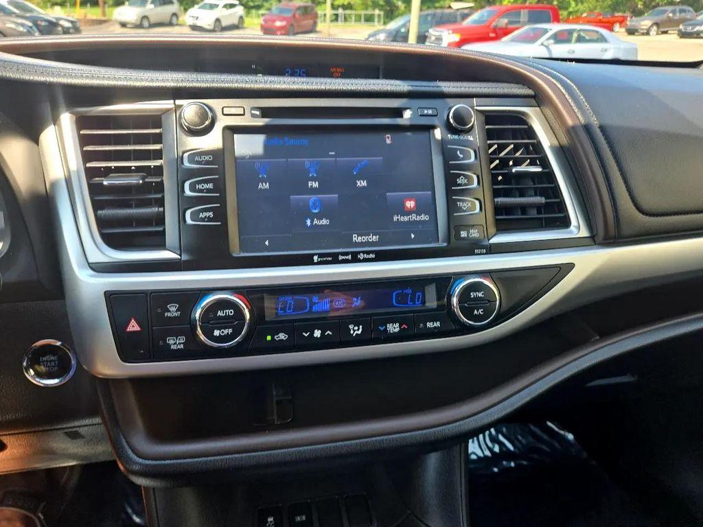 used 2016 Toyota Highlander car