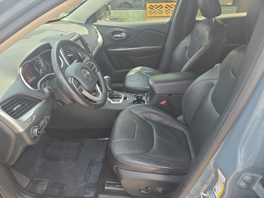 used 2014 Jeep Cherokee car
