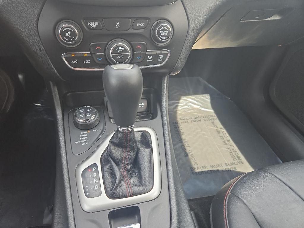 used 2014 Jeep Cherokee car