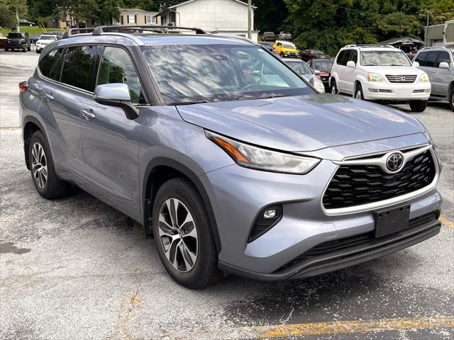 used 2020 Toyota Highlander car