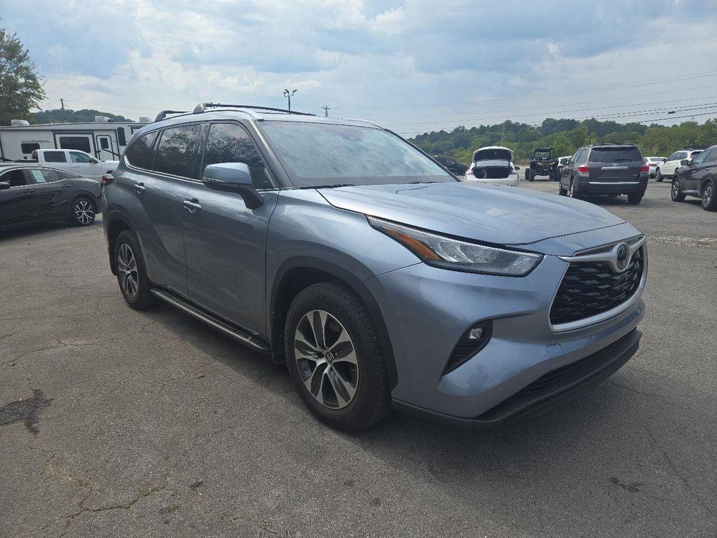 used 2020 Toyota Highlander car, priced at $28,995