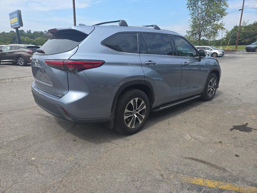 used 2020 Toyota Highlander car, priced at $28,995