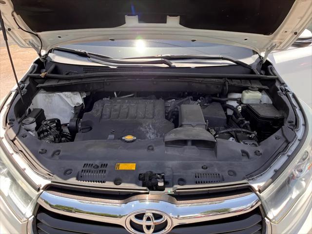 used 2015 Toyota Highlander car