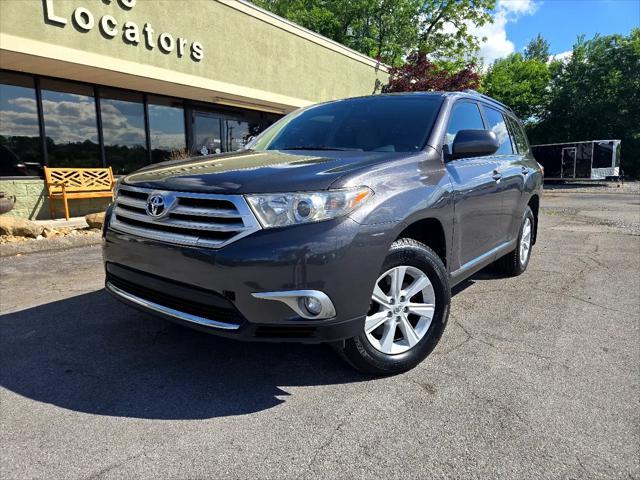 used 2012 Toyota Highlander car, priced at $11,995