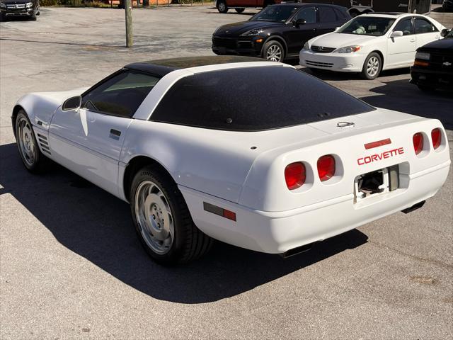 used 1993 Chevrolet Corvette car, priced at $15,995