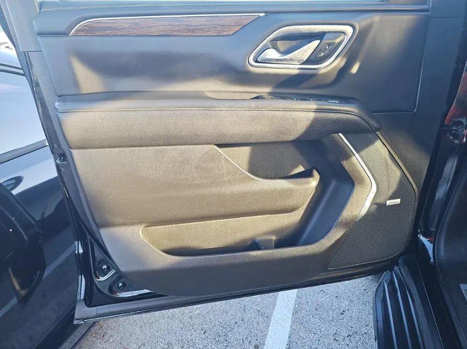 used 2021 Chevrolet Suburban car, priced at $29,998
