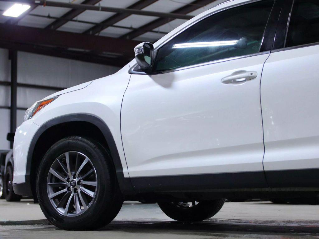 used 2019 Toyota Highlander car, priced at $21,998