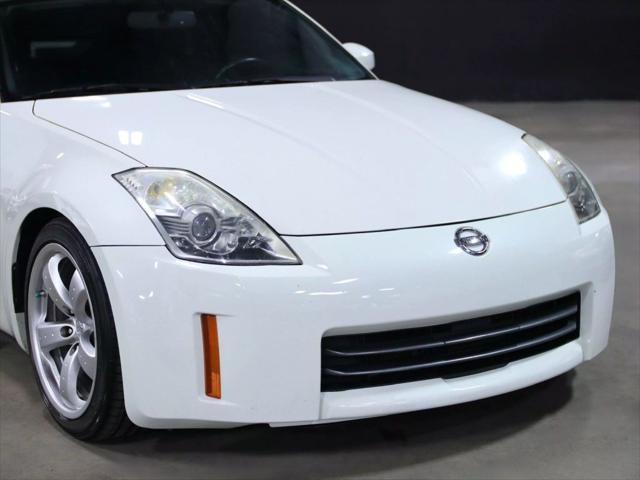 used 2006 Nissan 350Z car, priced at $13,998