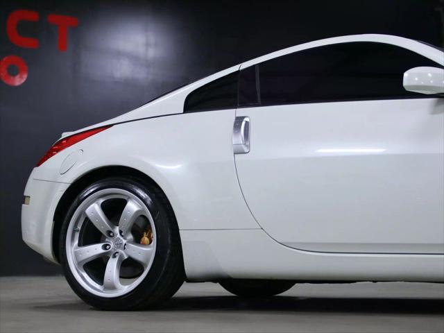 used 2006 Nissan 350Z car, priced at $13,998