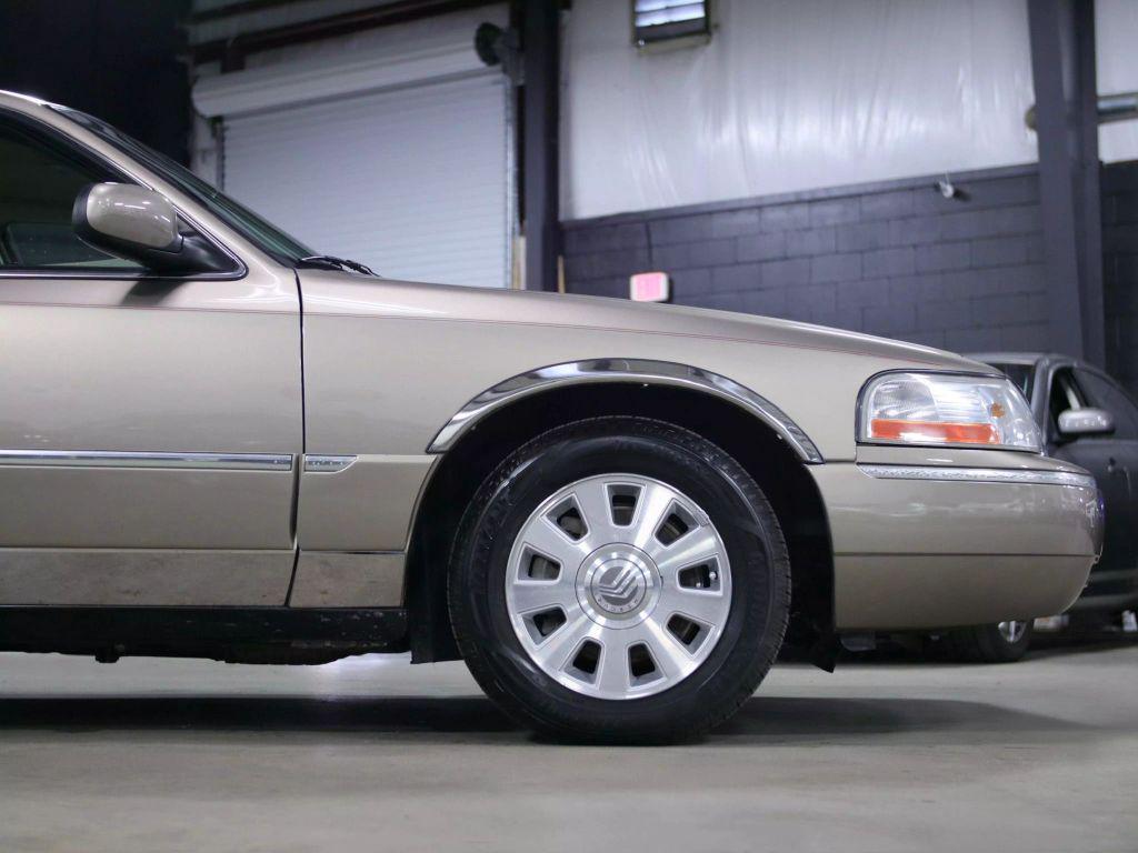 used 2005 Mercury Grand Marquis car, priced at $11,998